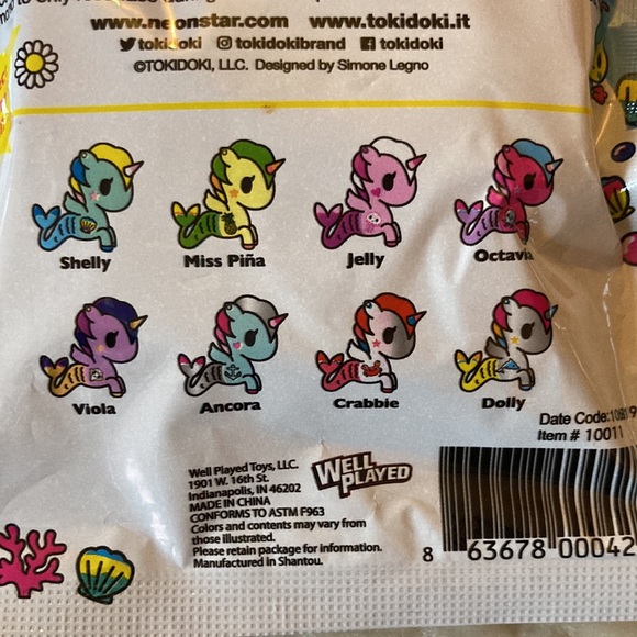 Tokidoki Mixed Bundle of Blind Bag, stickers, and magnets - Picture 9 of 9